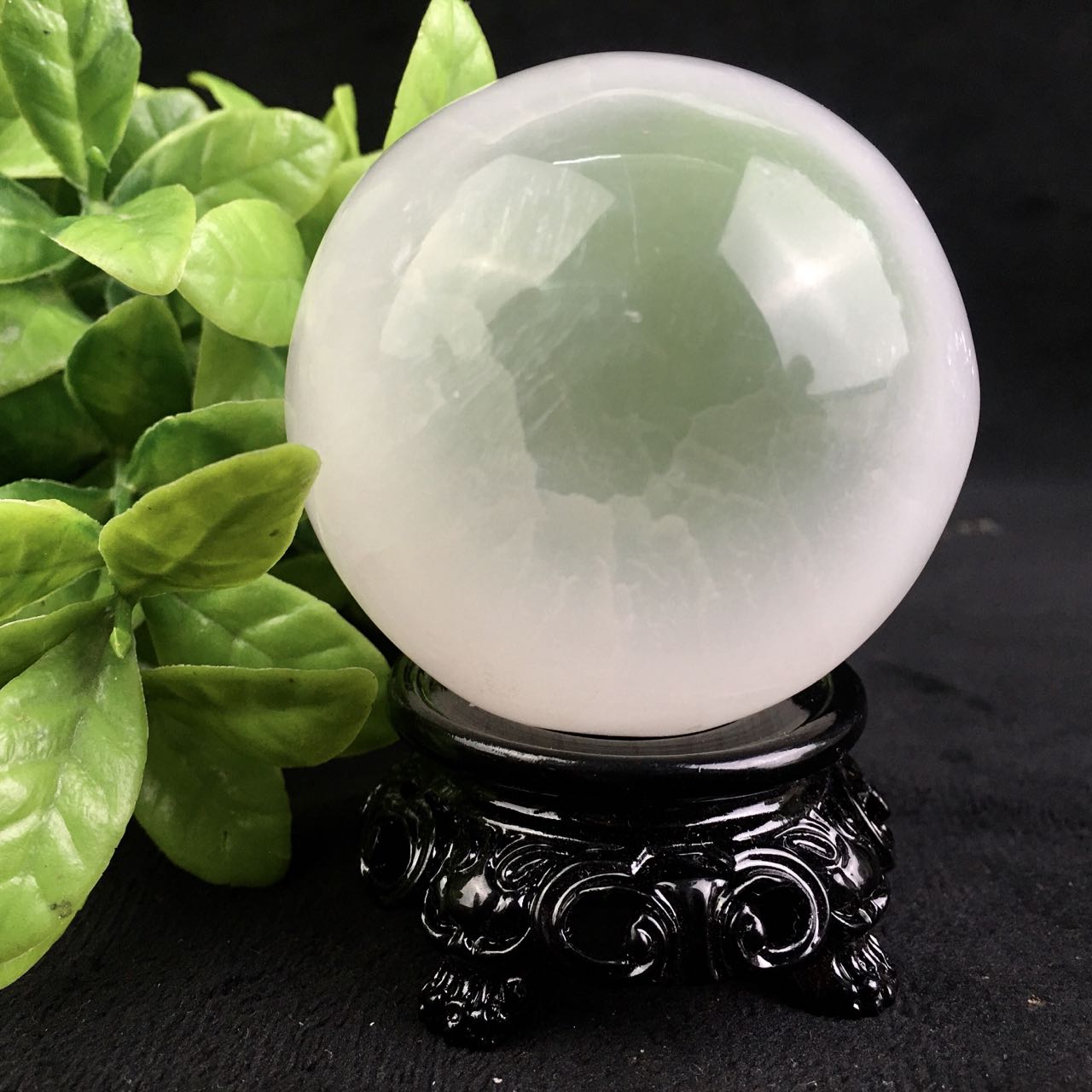 Wholesales high quality selenite with cat eye sphere ball natural healing crystal sphere gemstone for home decoration 1kg