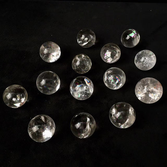 Wholesale high quality reiki natural Mini rainbow clear quartz  sphere for decoration 1pc