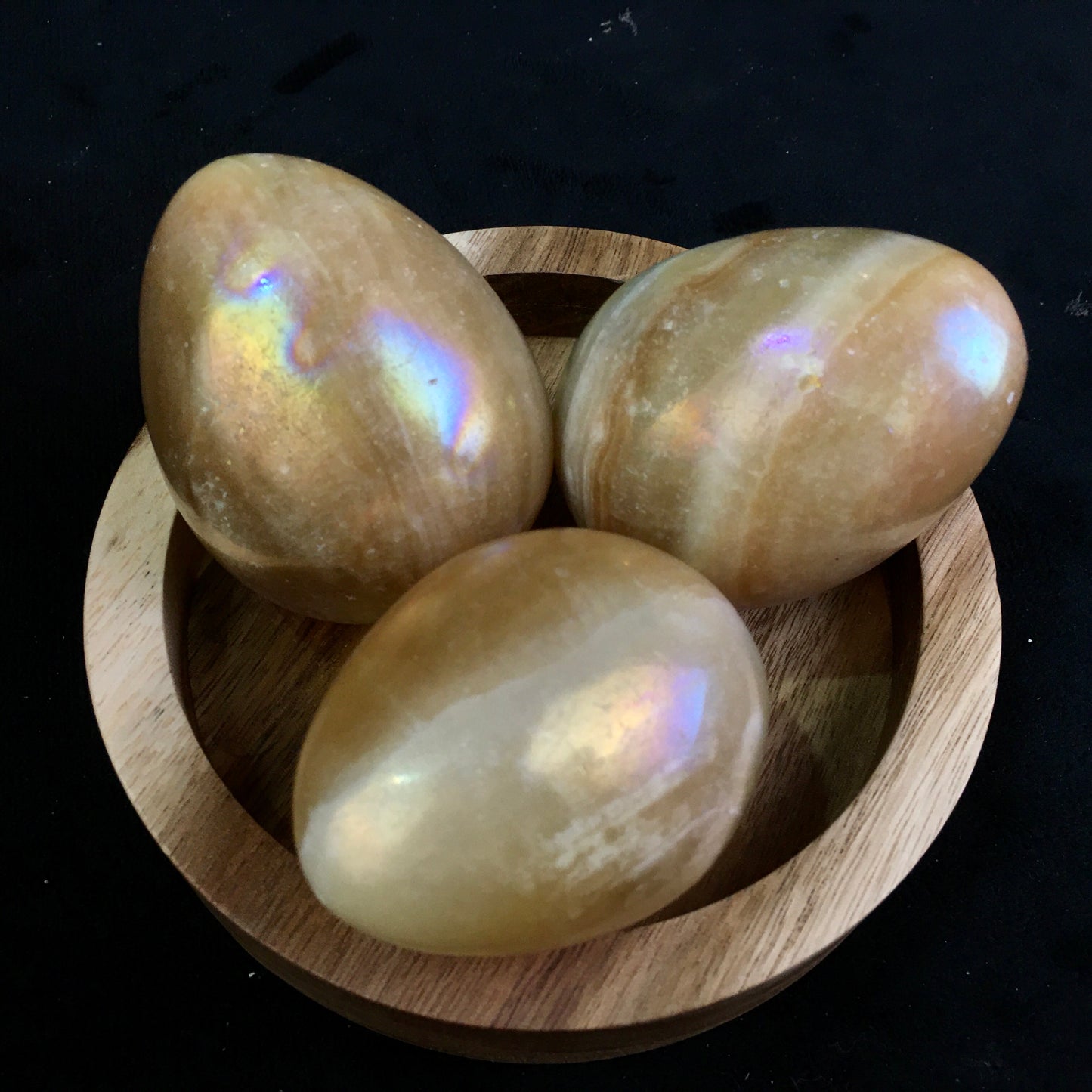 Wholesale high quality reiki natural crystal aura yellow jade eggs  for decoraiotion 1kg