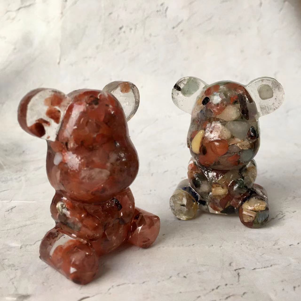 Natural Handmade Crystal Crafts Resin Bear Polished Tumbled Gravel Chip Stone For Decor