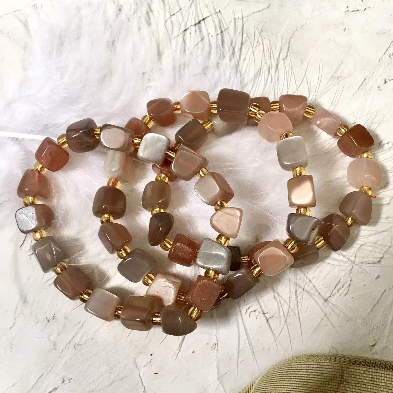 7MM  CubeNatural Crystal gold sunstone bracelet