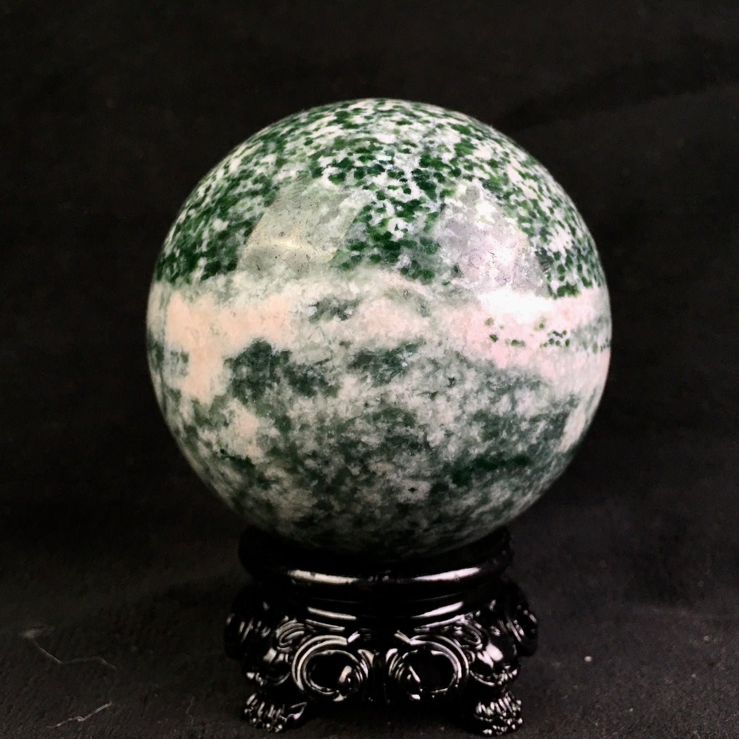 Wholesale custom high quality natural quartz jade ball green qinghai jade stone sphere for decoration 1kg