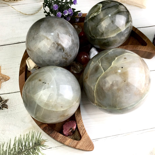 Wholesale high quality reiki natural Grey moonlight sphere for decoration 1kg